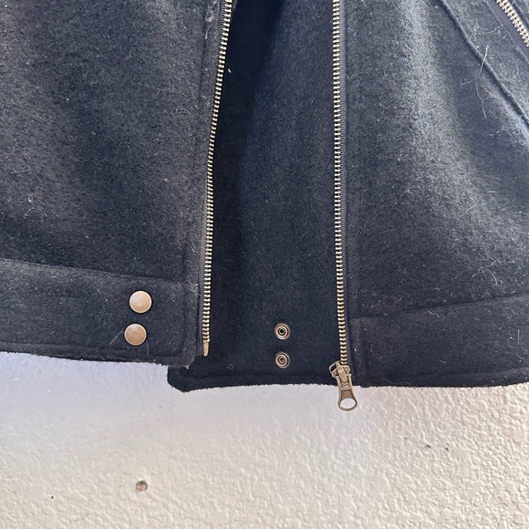 Faux fur collared vest, women’s, L - Picture 4 of 5